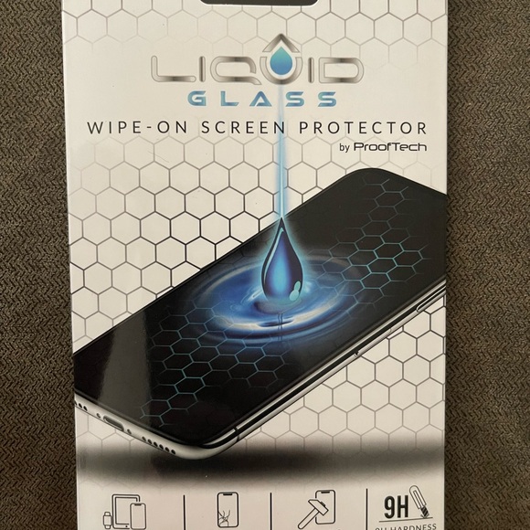 Luuvitt Other - Liquid Glass Screen Protector for Phones, Tablets and Smart Watches Brand New